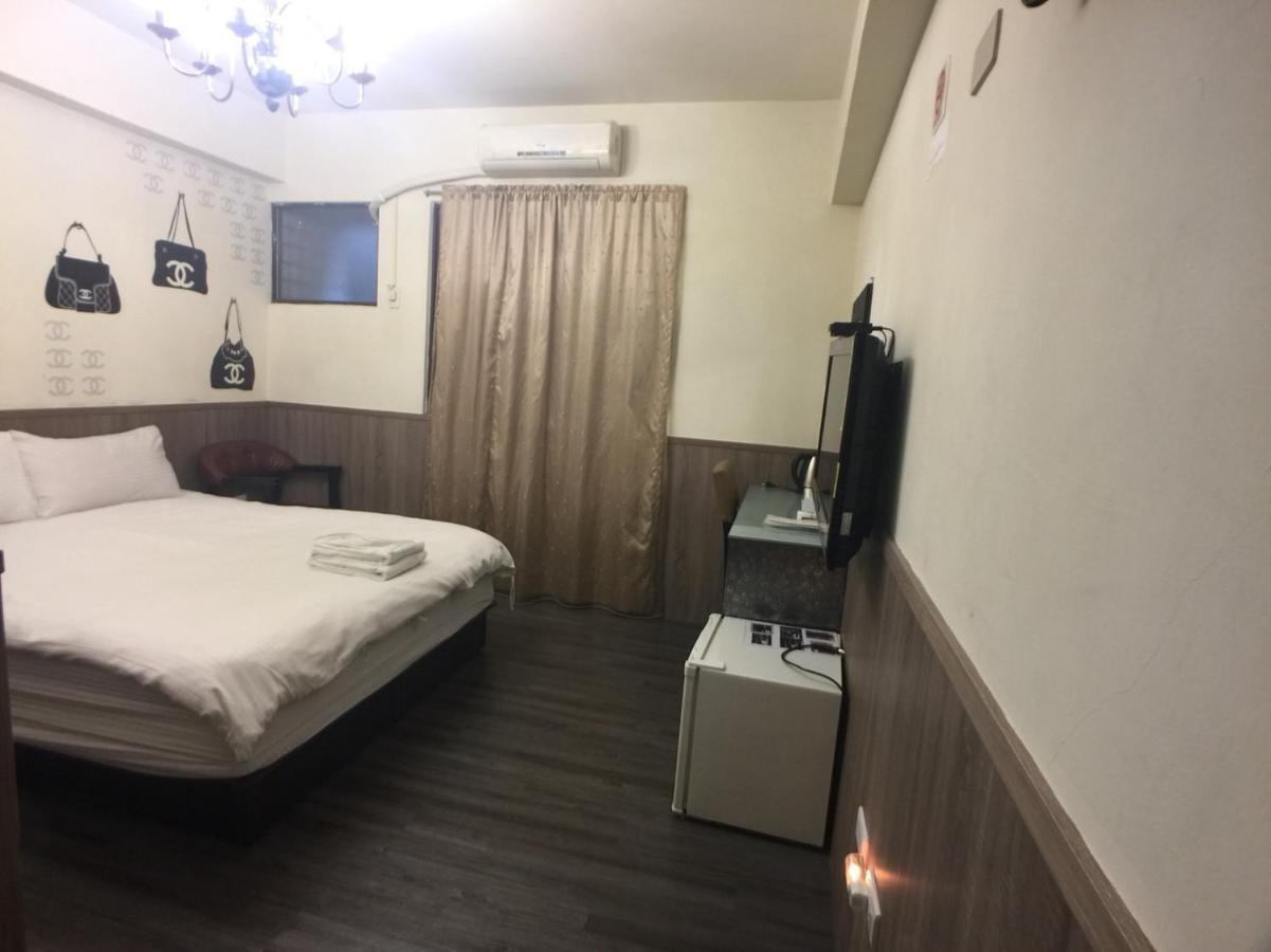 Love Feng Jia Apartment Hotel Taichung Exterior foto