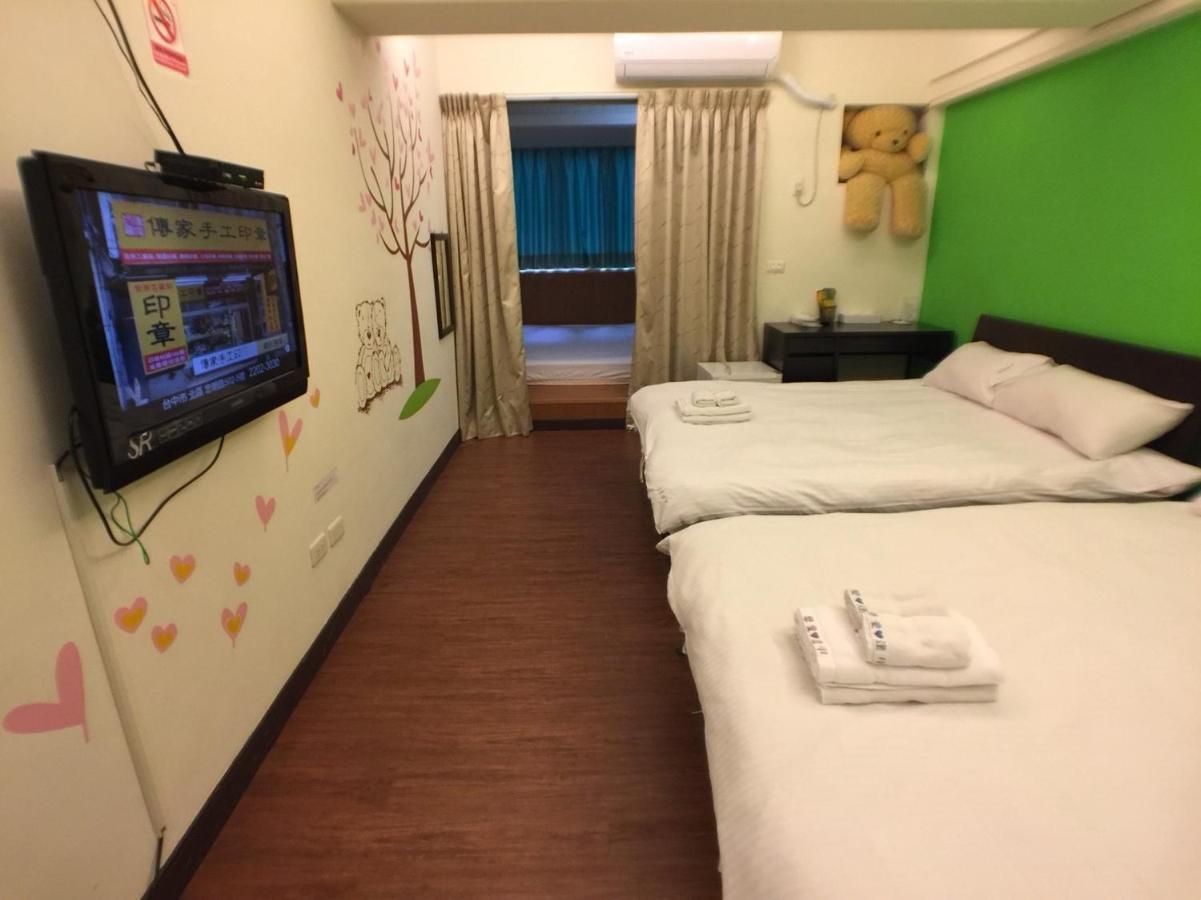 Love Feng Jia Apartment Hotel Taichung Exterior foto
